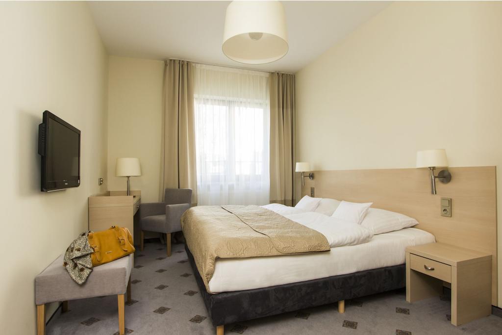 Hotel Notabene Świdnik Zimmer foto