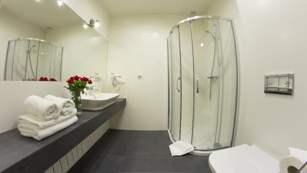 Hotel Notabene Świdnik Zimmer foto
