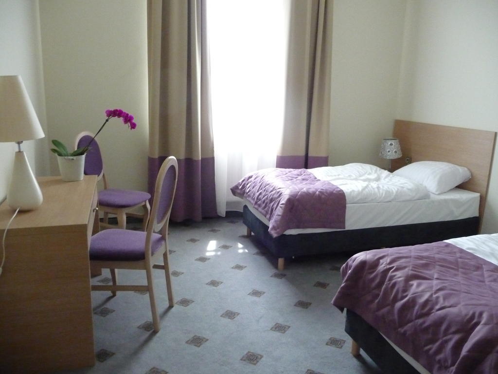 Hotel Notabene Świdnik Zimmer foto